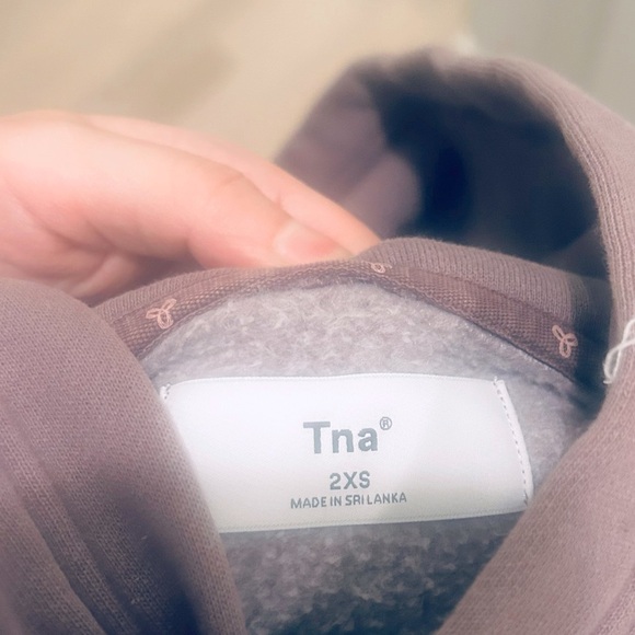 Aritzia_Cozy (COZYAF) Fleece Perfect Hoodie _ Classic fleece pullover hoodie_2XS - Picture 6 of 8